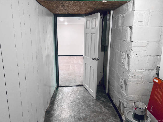 Listing Image 28