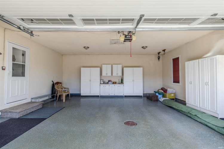 Listing Image 29