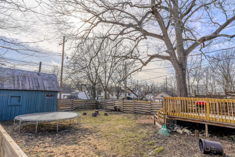 Listing Image 17