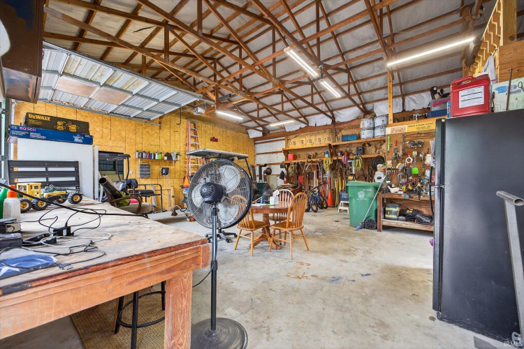 Listing Image 32