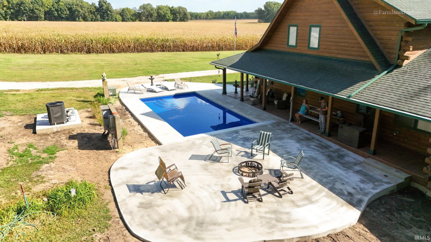 Listing Image 12
