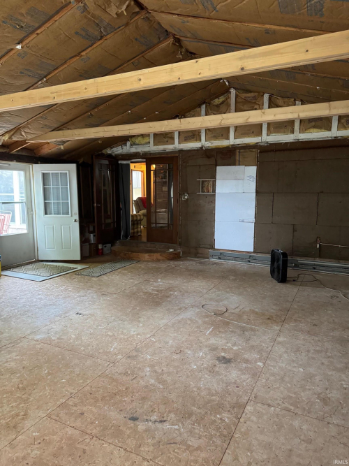 Listing Image 24