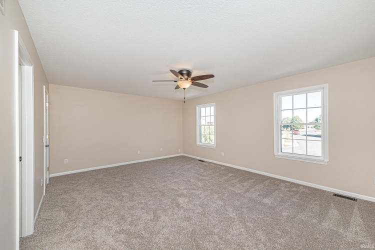 Listing Image 30