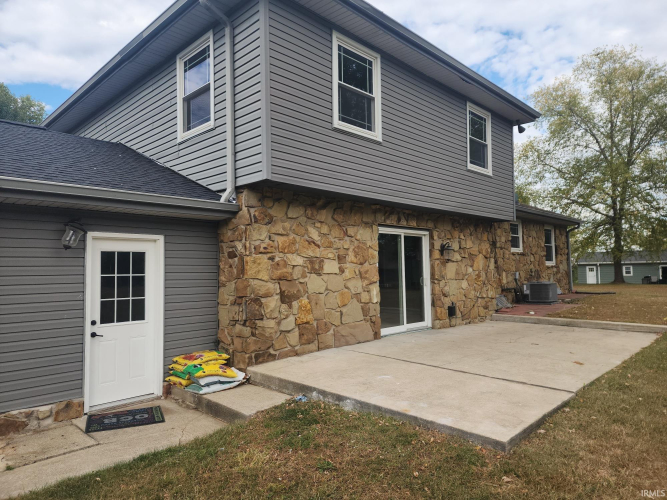 Listing Image 22