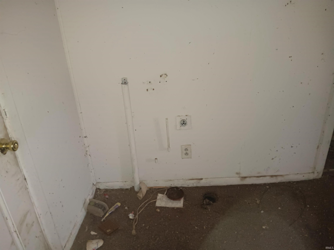Listing Image 24