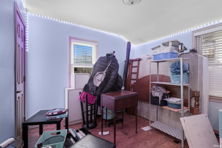Listing Image 20