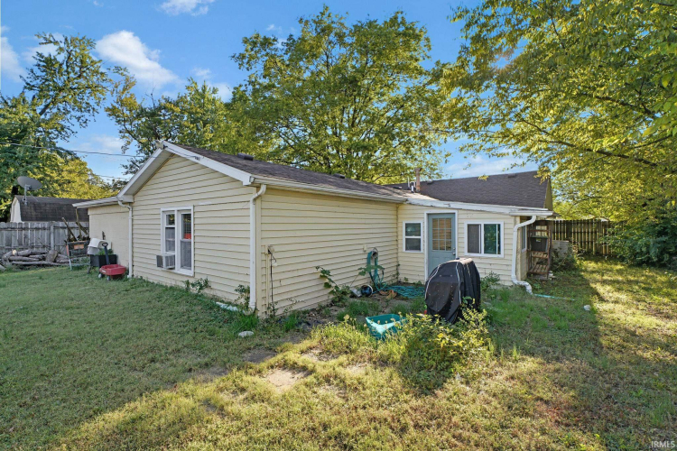 Listing Image 24