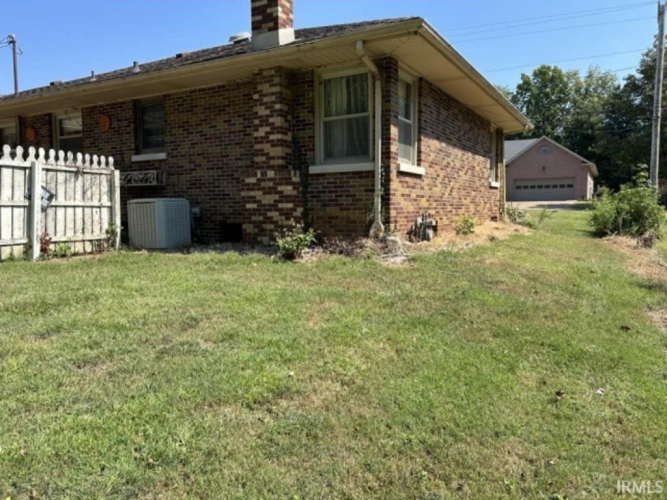 Listing Image 9