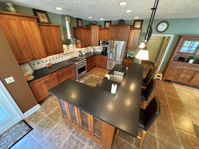 Listing Image 8