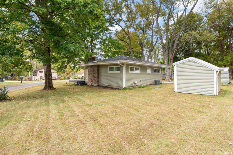Listing Image 24