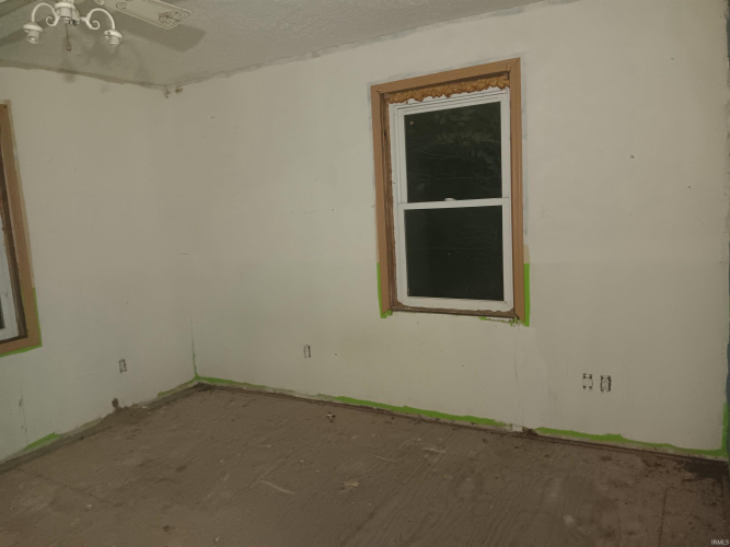 Listing Image 24