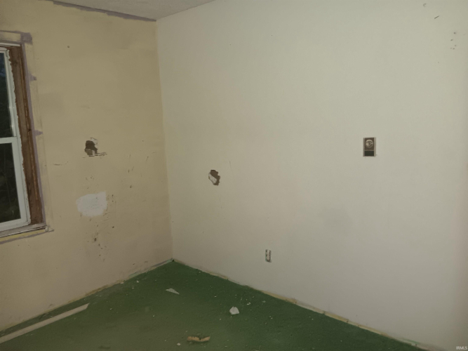 Listing Image 27