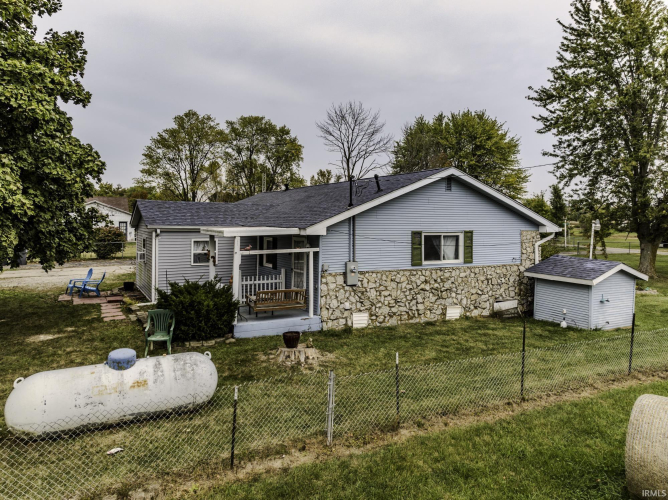 Listing Image 9