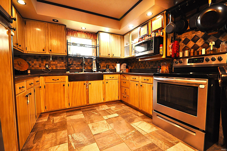Listing Image 13