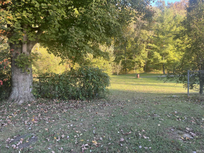 Listing Image 11