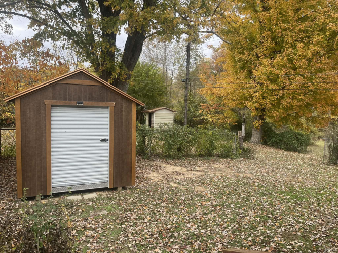 Listing Image 5