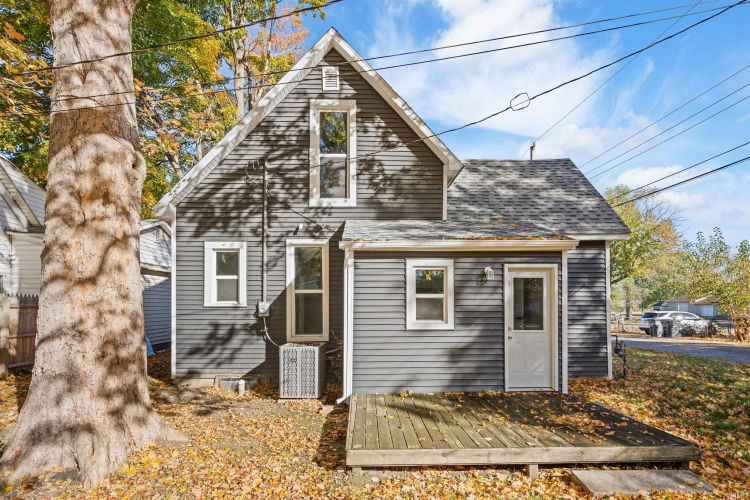 Listing Image 14