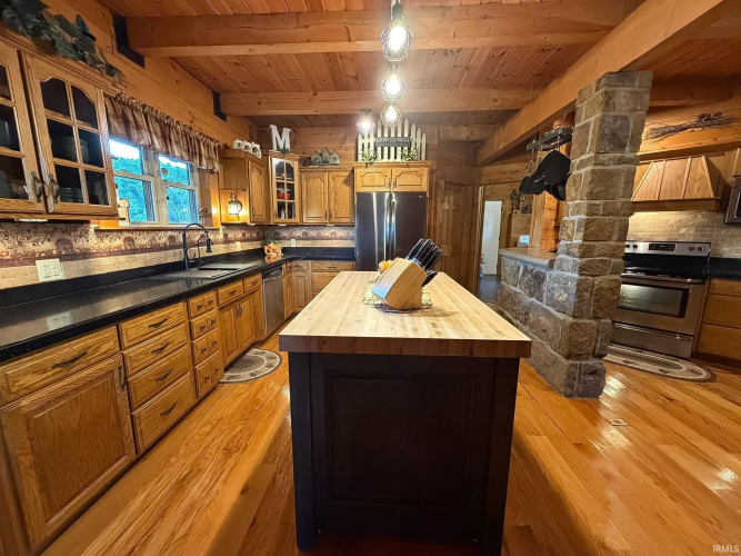 Listing Image 18