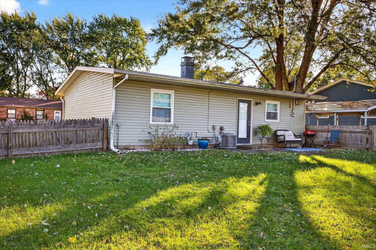 Listing Image 32