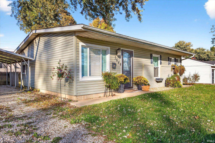 Listing Image 6