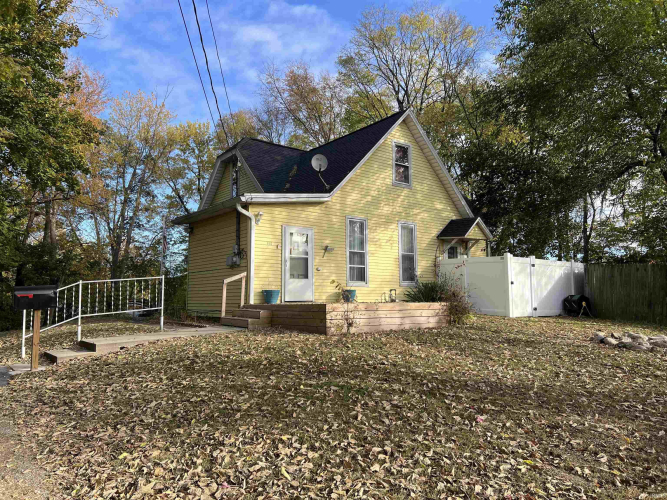 Listing Image 5