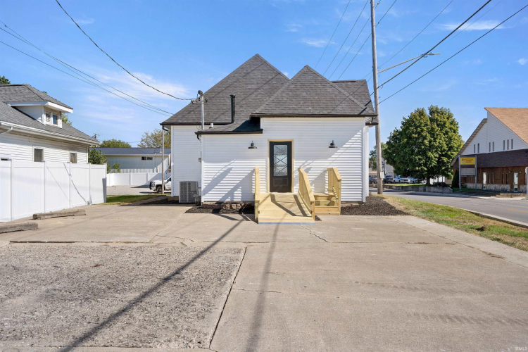 Listing Image 2