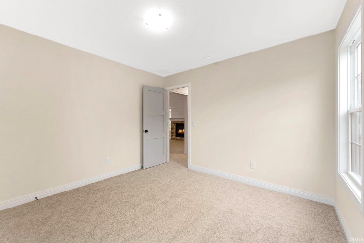 Listing Image 29