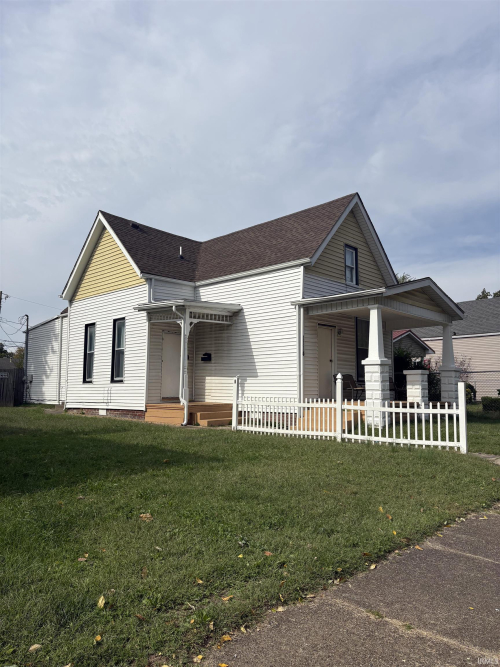 Listing Image 3