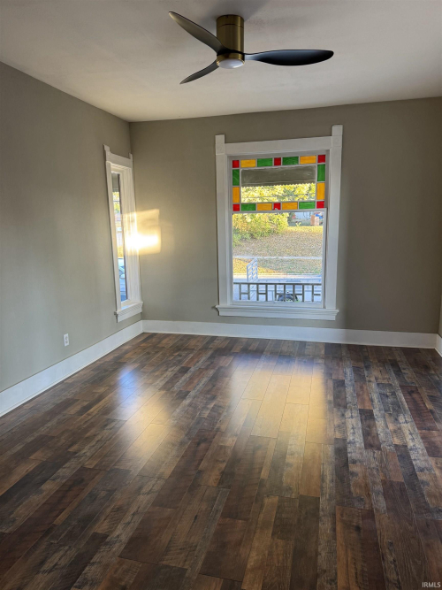 Listing Image 16