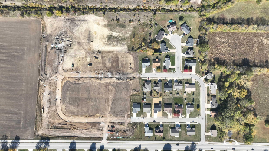 Listing Image 5
