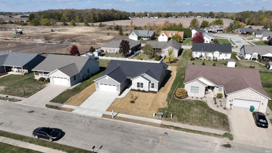 Listing Image 6