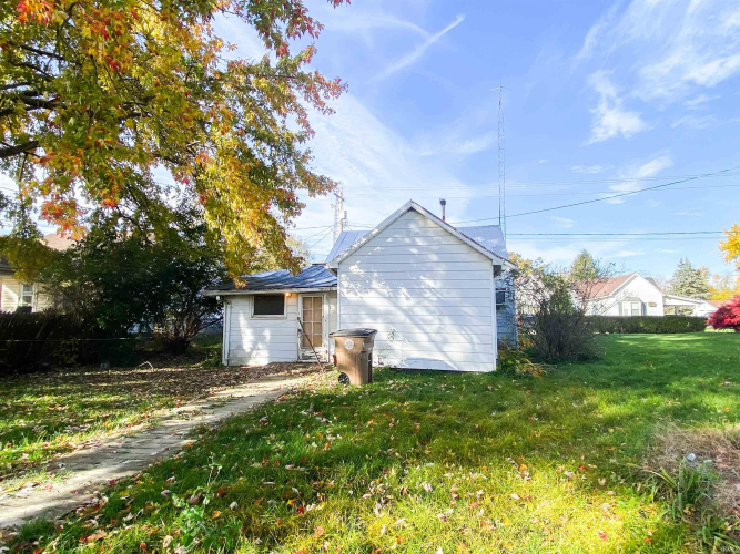 Listing Image 16