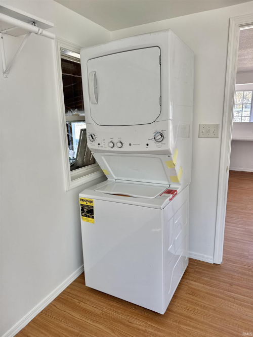 Listing Image 17