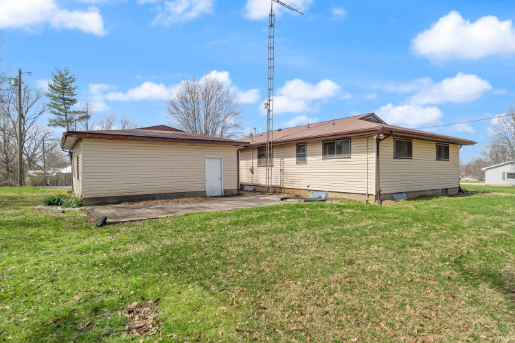 Listing Image 6