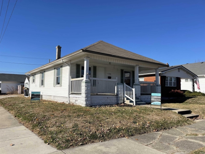 Listing Image 3