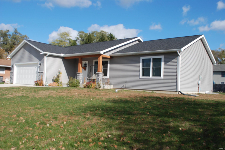 Listing Image 17
