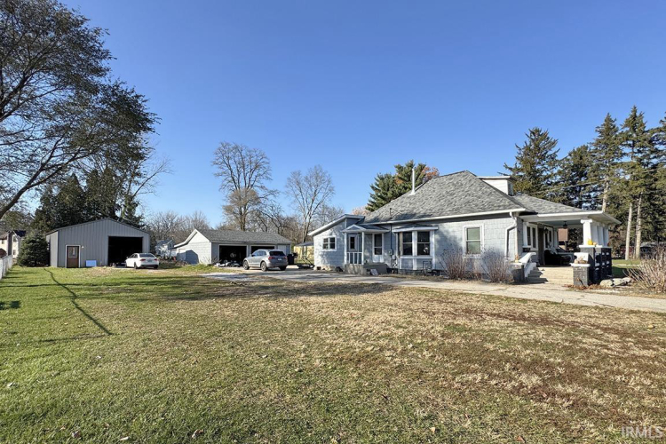 Listing Image 3