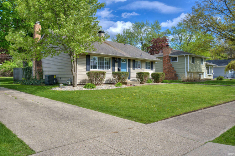 Listing Image 12