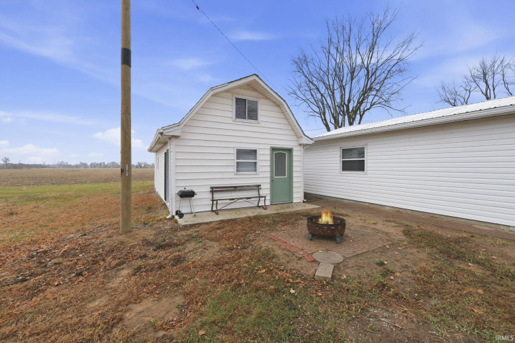 Listing Image 24