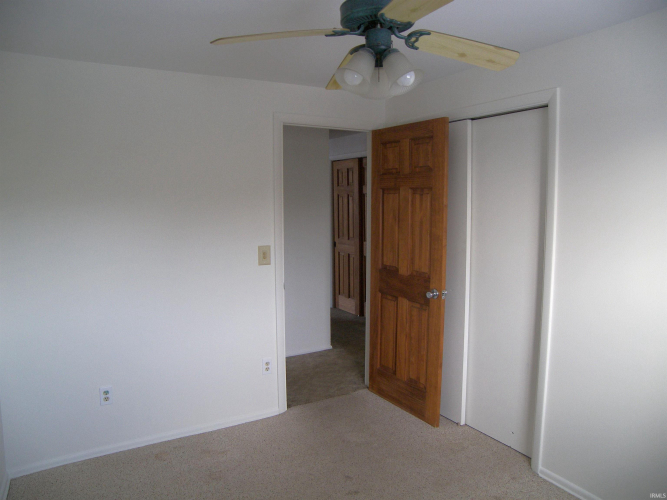 Listing Image 26
