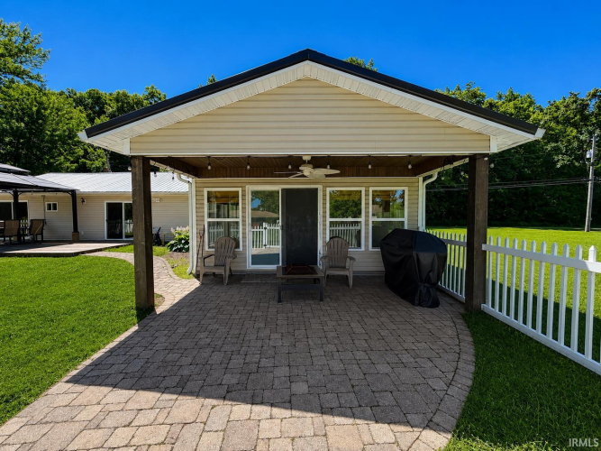 Listing Image 21