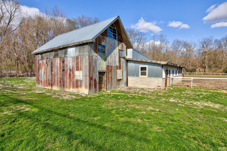 Listing Image 14