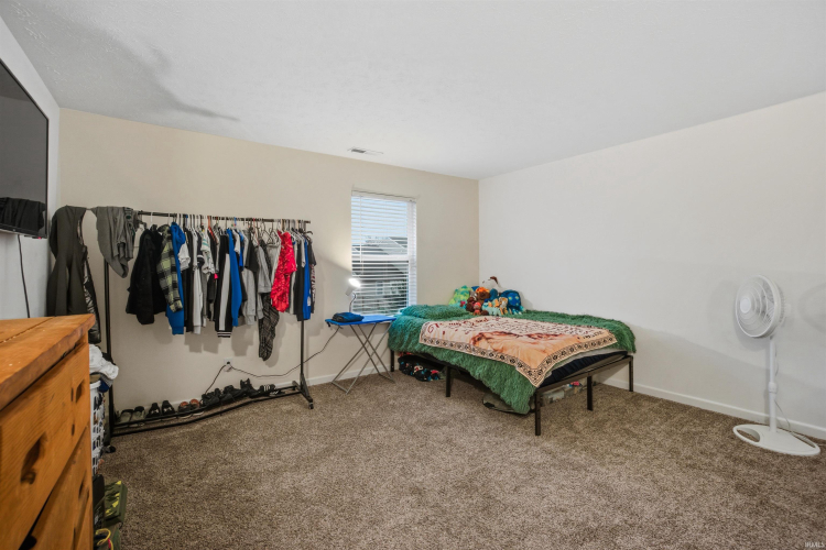 Listing Image 27