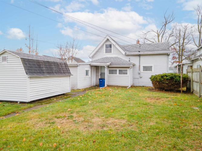 Listing Image 3
