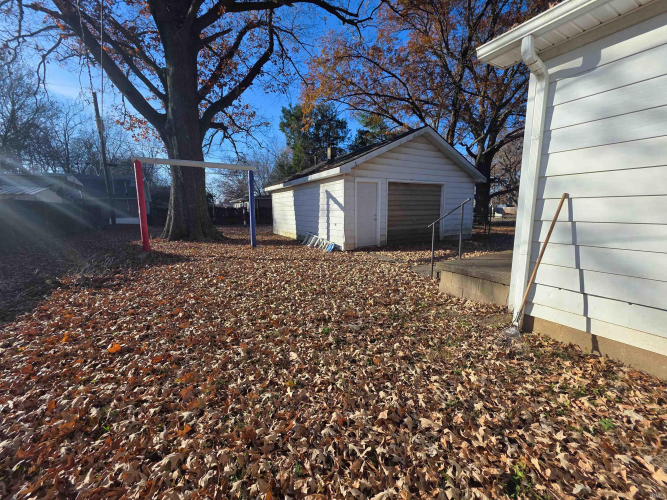 Listing Image 18