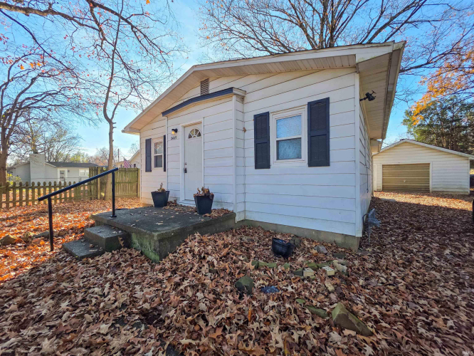 Listing Image 3