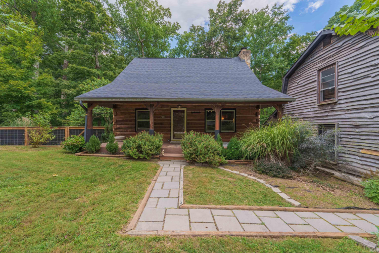 Listing Image 3