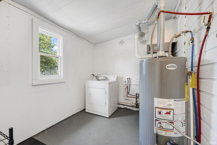 Listing Image 13
