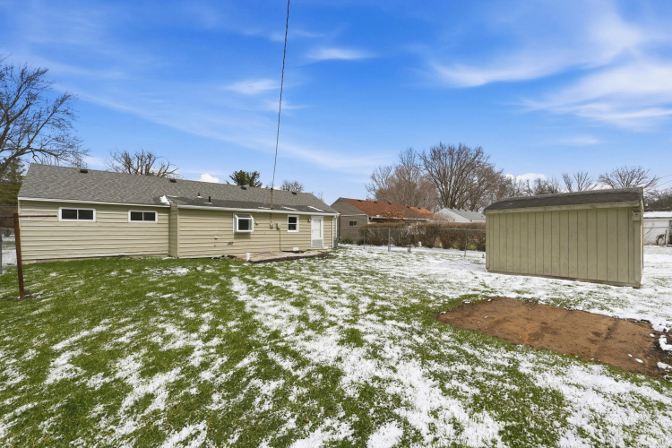 Listing Image 24