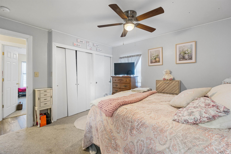 Listing Image 18